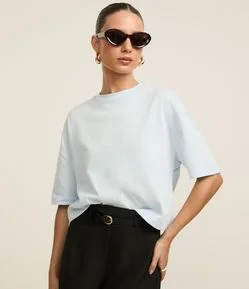 Camiseta Boxy em Algodão com Gola Redonda