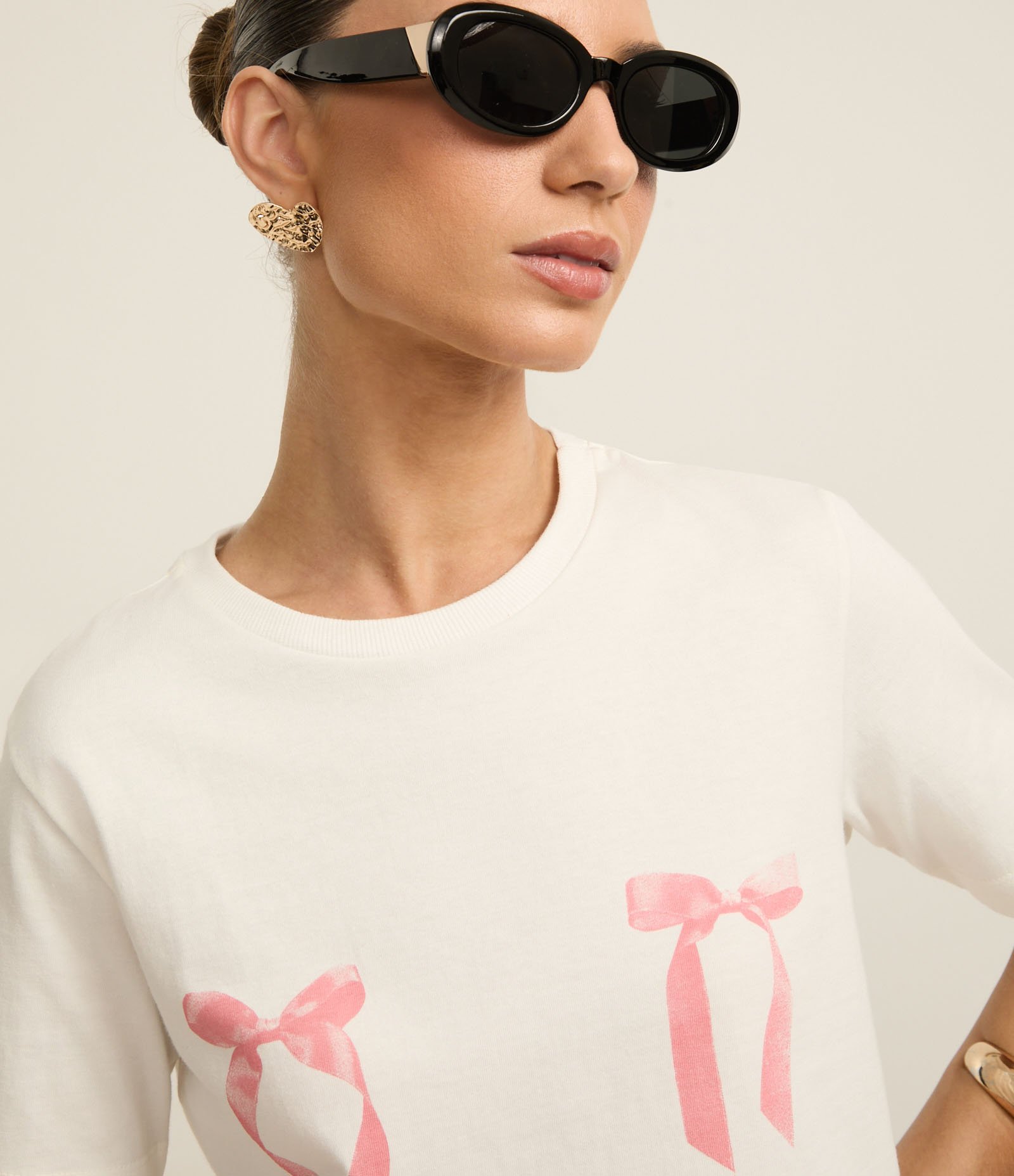 Camiseta Regular em Algodão com Lacinhos Branco 4