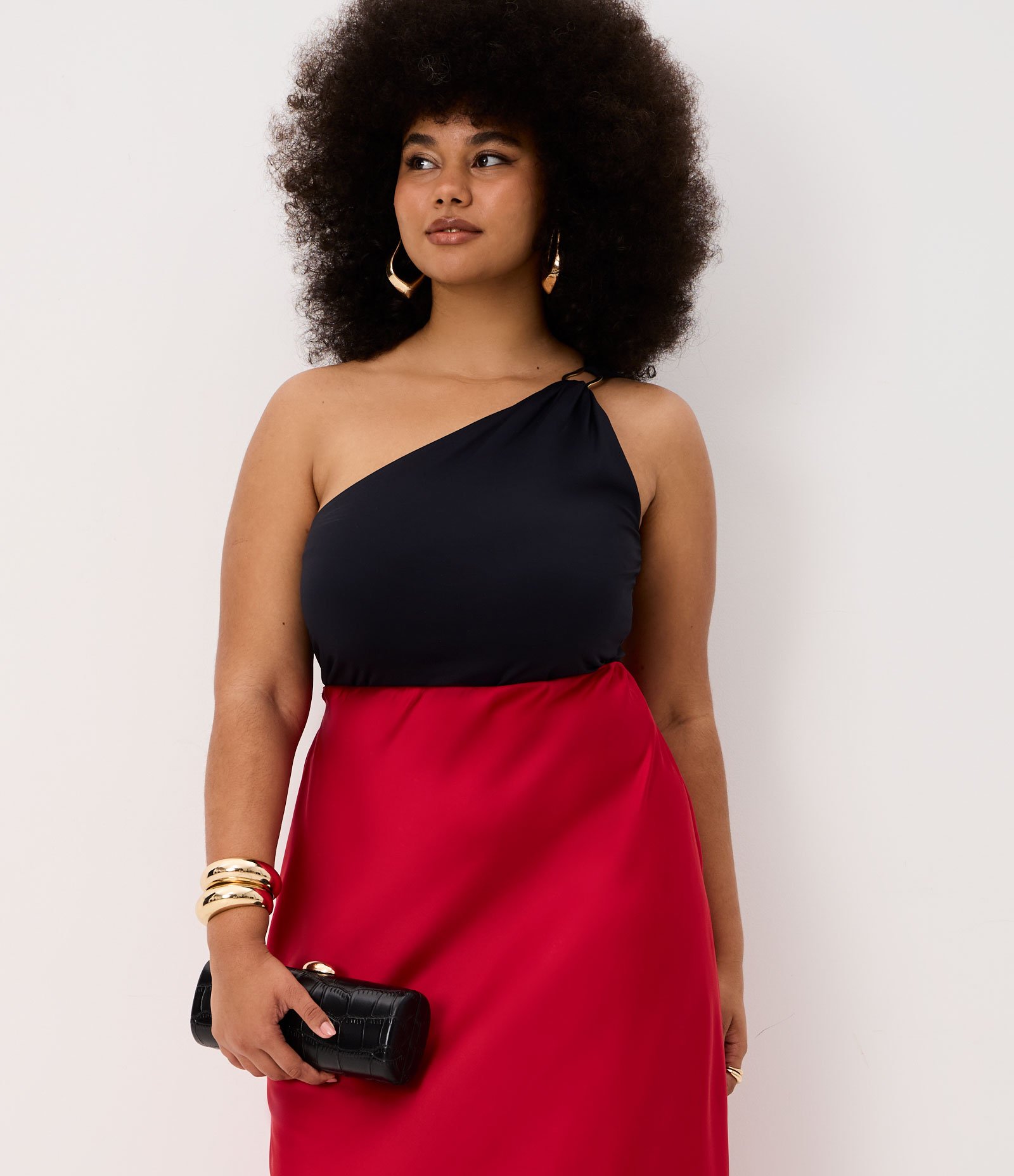 Saia Longa em Crepe Acetinada Curve & Plus Size Vermelho 3