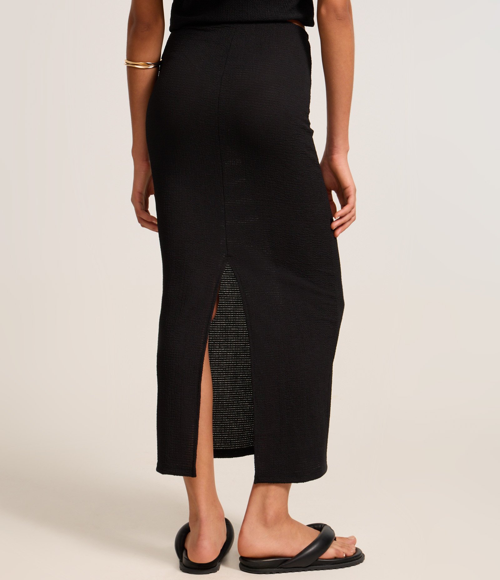 Saia Long Midi Texturizada com Fenda Preto 5