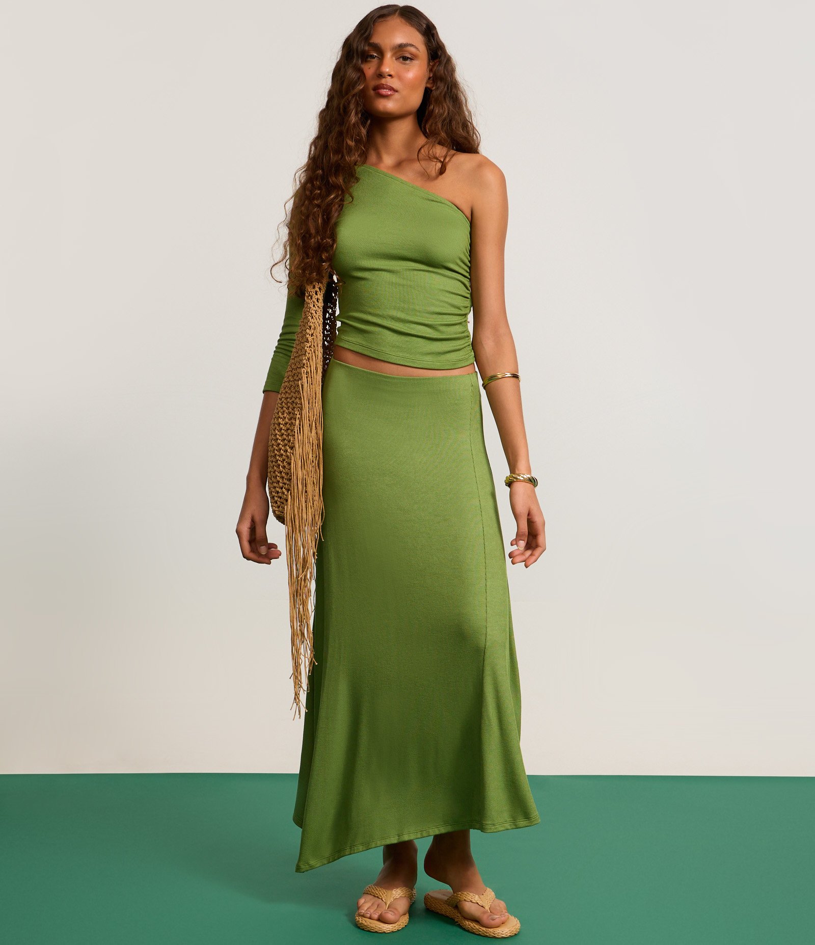 Saia Long Midi em Ribana com Barra Assimétrica Verde 5