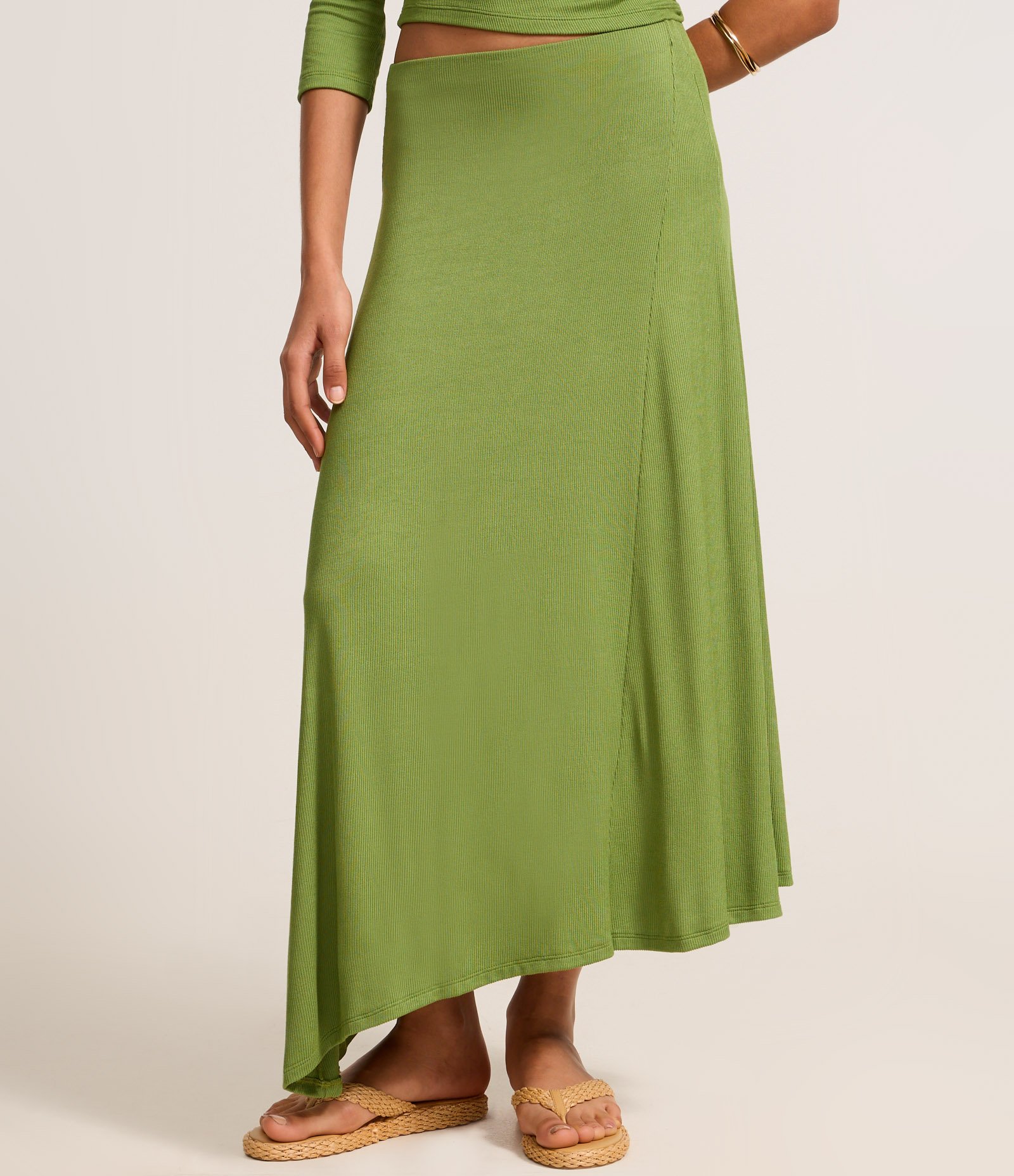 Saia Long Midi em Ribana com Barra Assimétrica Verde 3