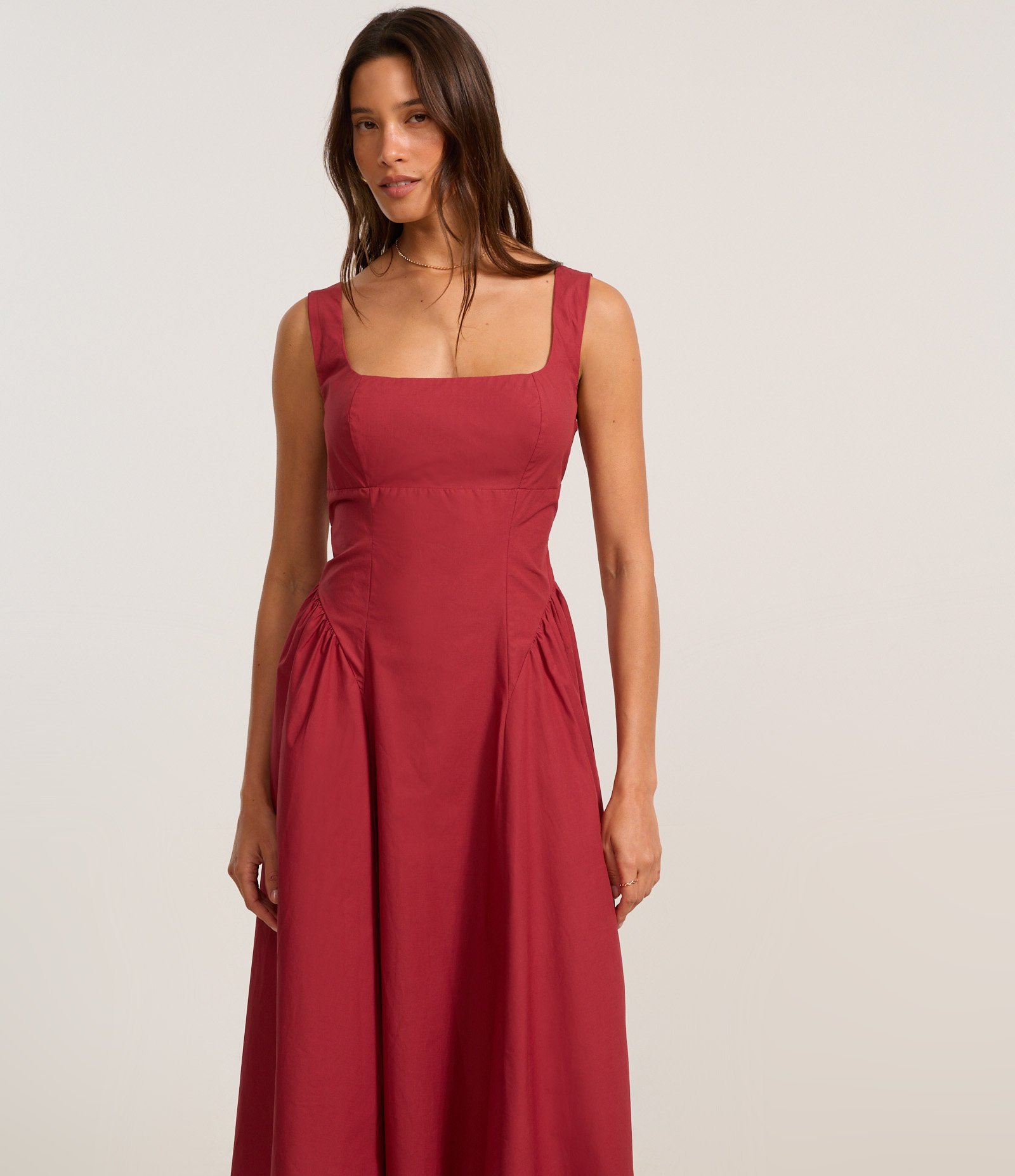 Vestido Midi em Tricoline com Alças Largas e Detalhes Franzidos Cereja 2