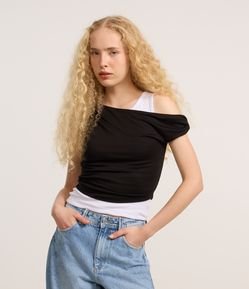 Blusa Regata Dupla com Sobreposição Ombro Caído e Drapeados