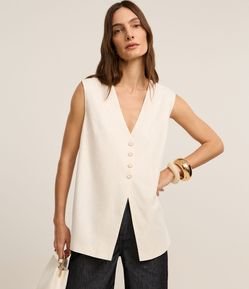 Colete Alongado Texturizado em Cambraia com Amarração