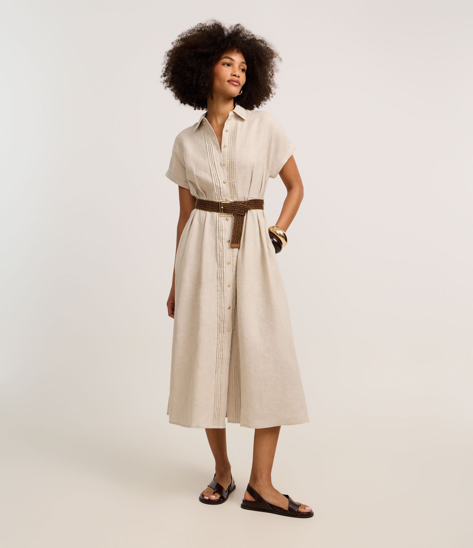 Vestido Chemise Evasê Midi em Linho com Cinto de Ráfia Bege 1