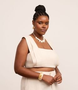 Blusa Cropped em Viscolinho com Lastex nas Costas Curve & Plus Size