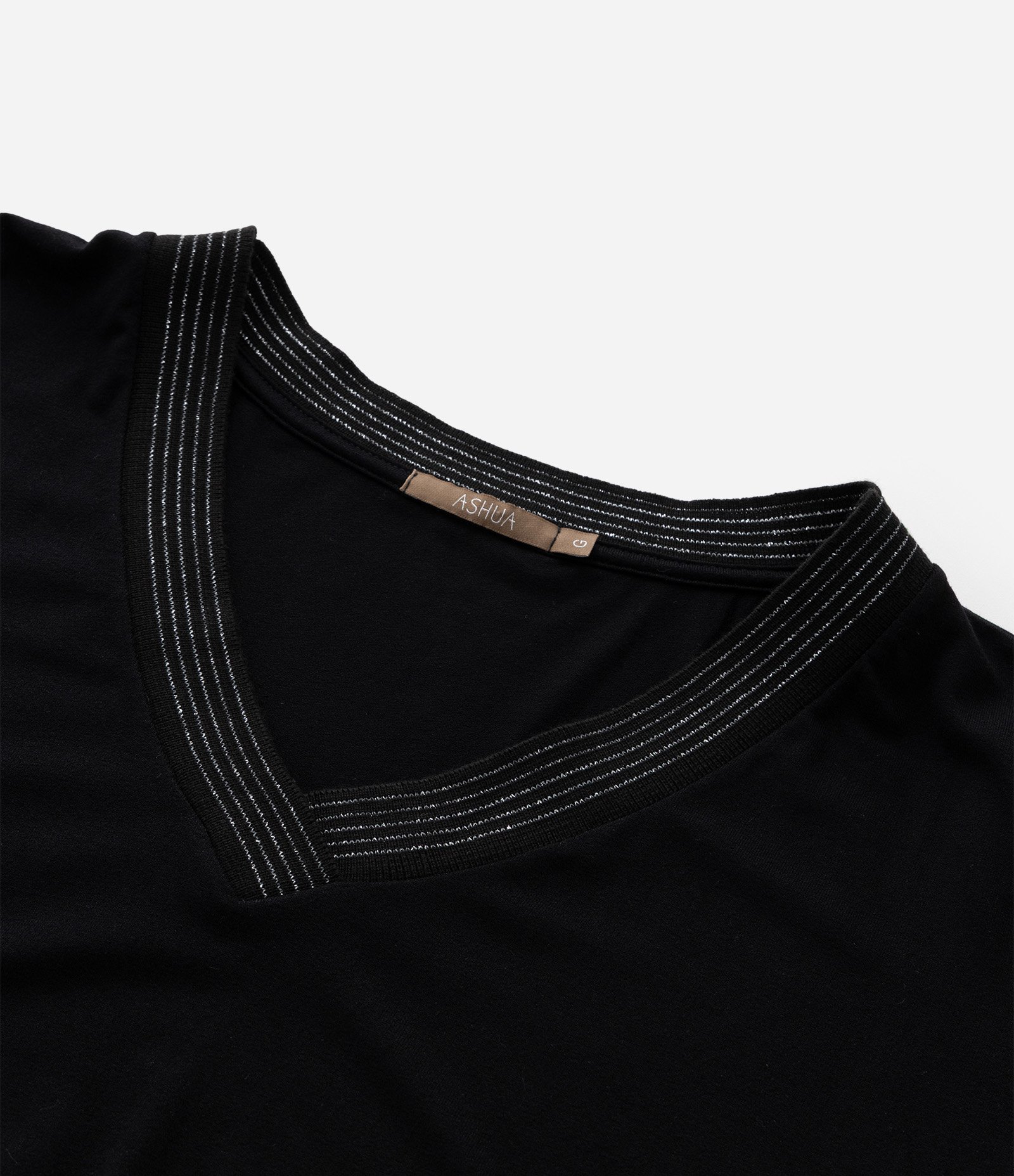 Vestido Curto em Viscocrepe com Gola de Retilinea  Curve & Plus Size Preto 7