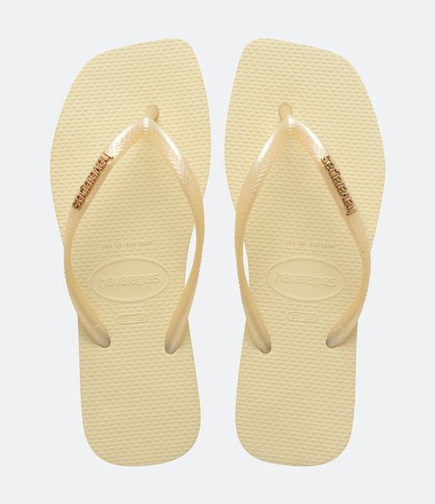 Chinelo Havaianas com Tiras Metalizadas