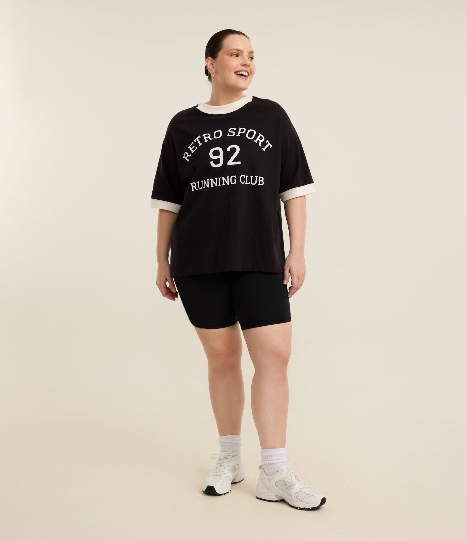 Camiseta Oversized Esportiva Canelada Bicolor Curve & Plus Size Preto 2