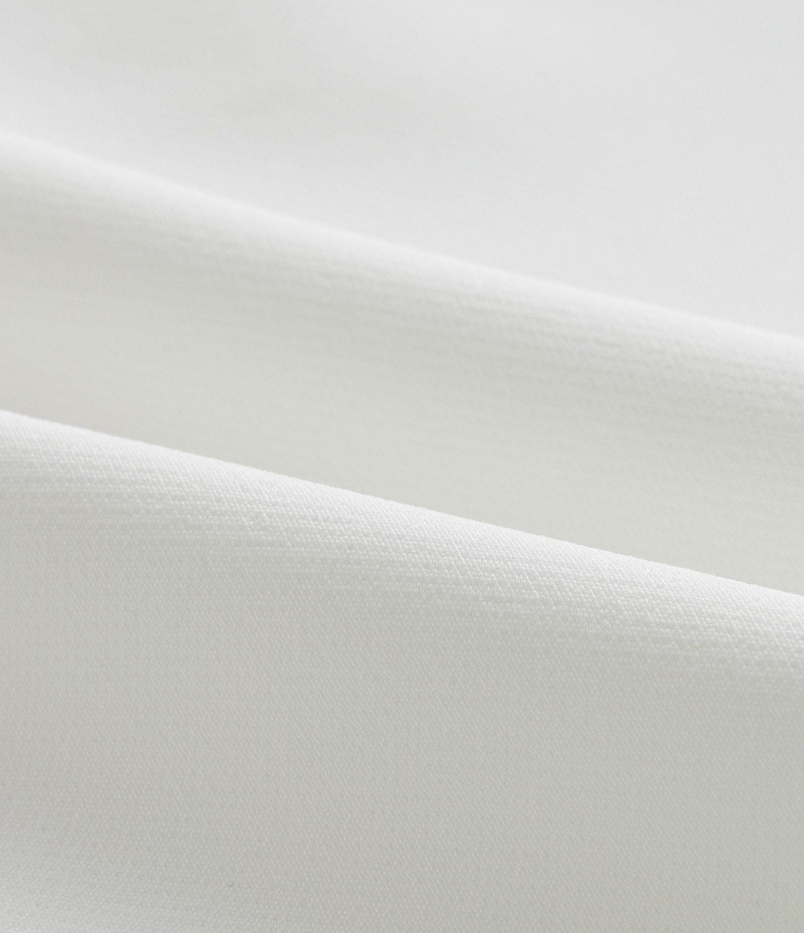 Macacão Pantalona Alfaiataria com Vazados Laterais Curve & Plus Size Branco 6