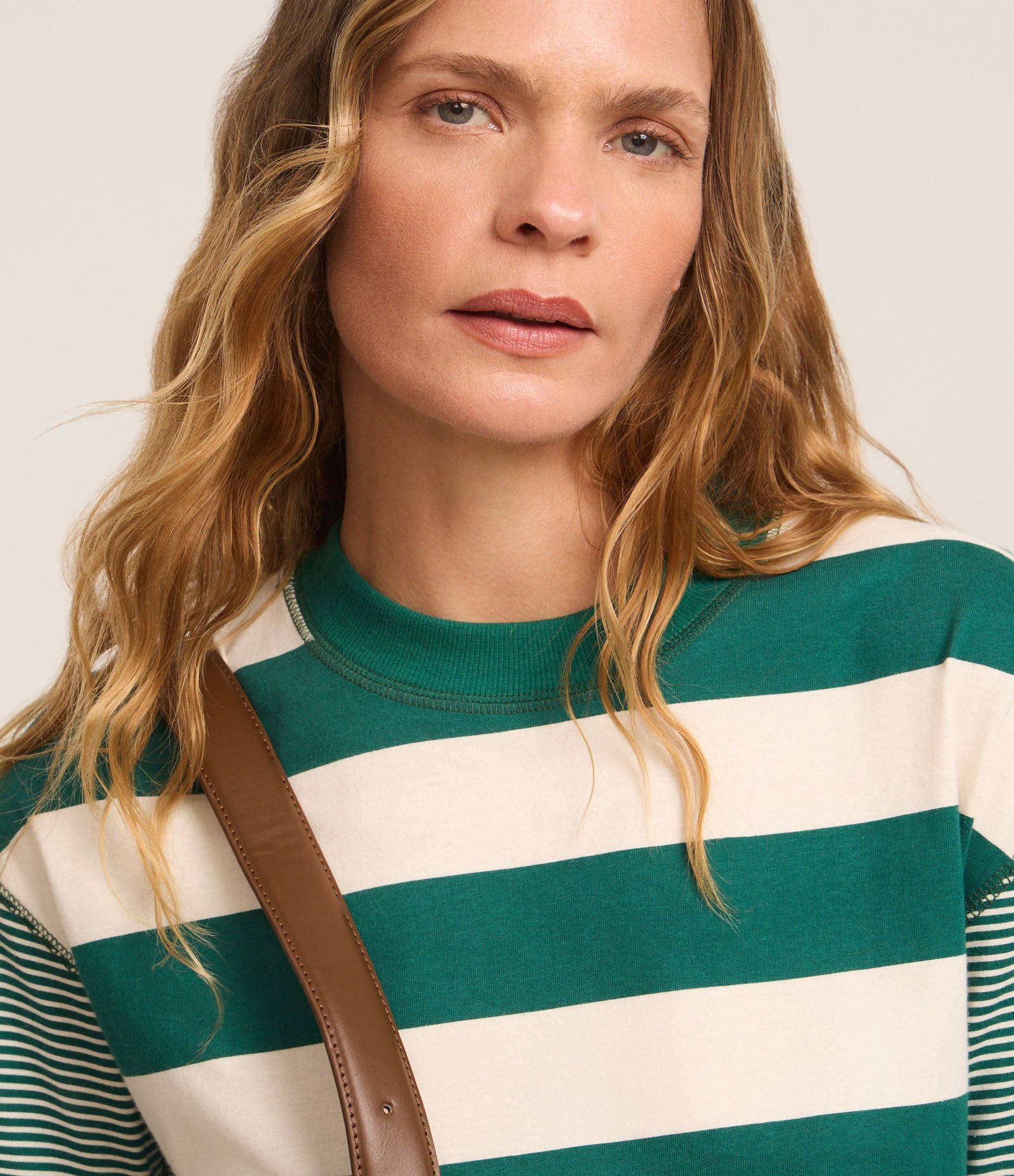 Camiseta T-Shirt Listrada em Algodão com Costura Aparente Bicolor 3