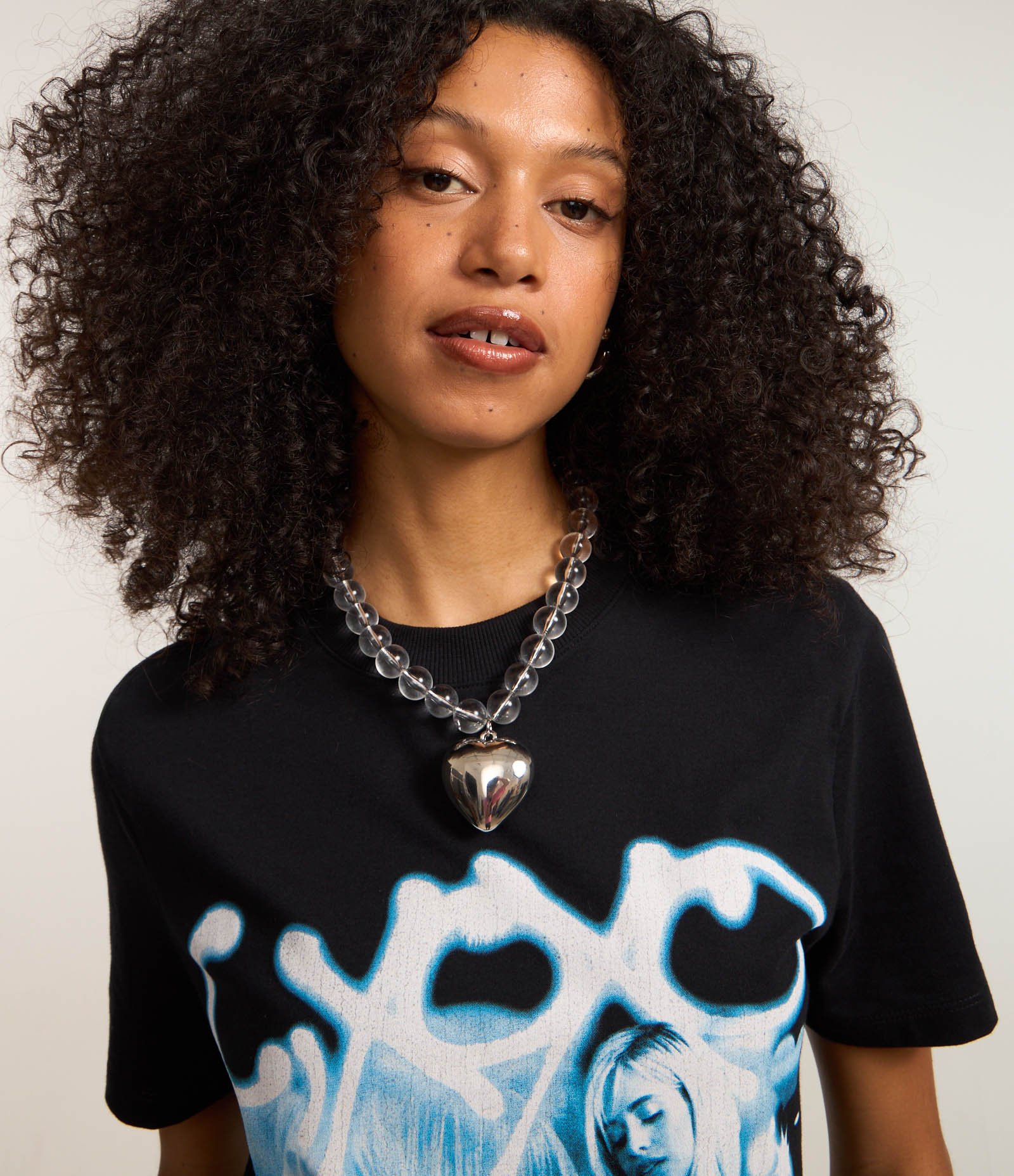 Camiseta longada em Algodão com Estampa Camila Cabello Preto 4