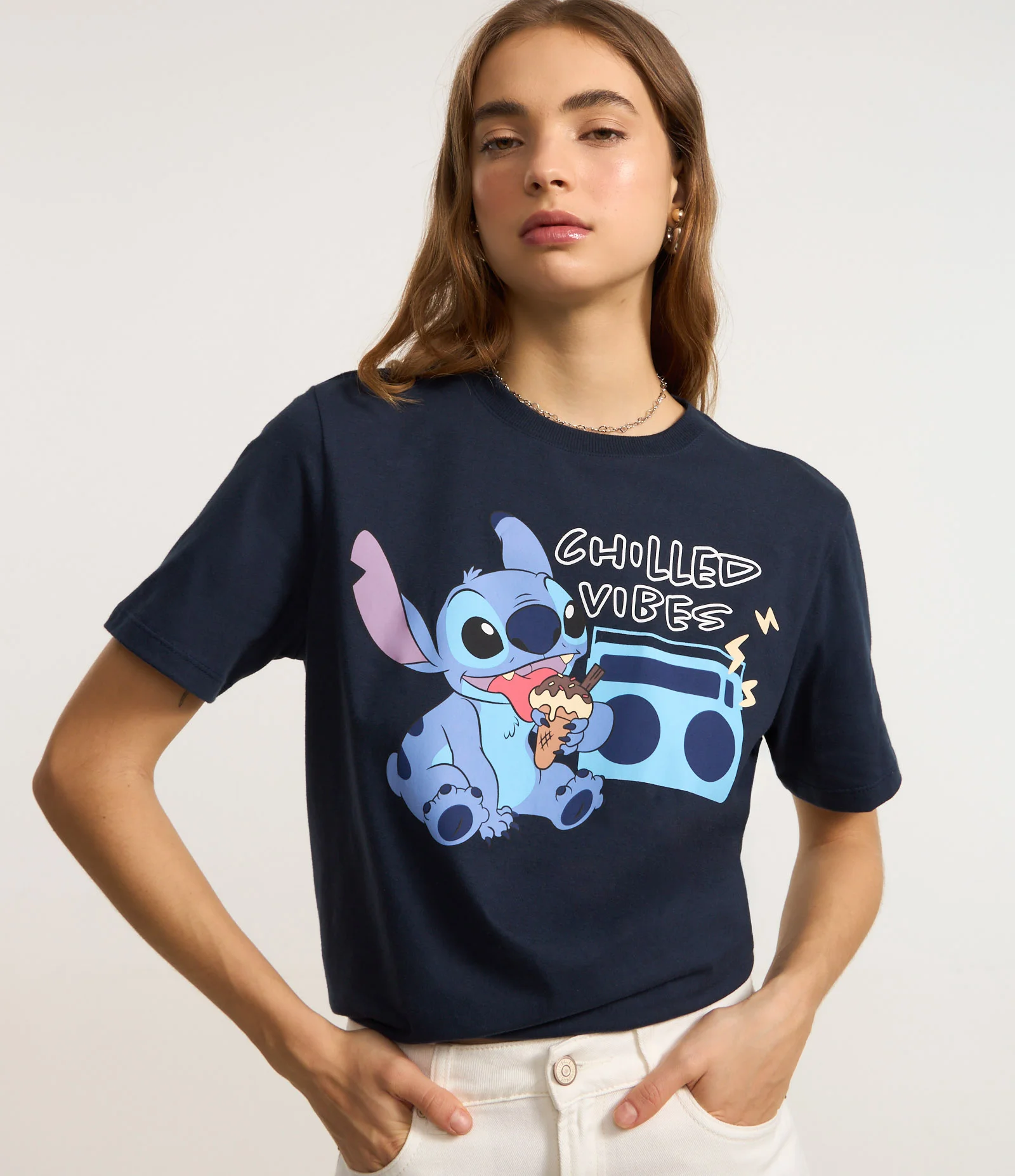 Camiseta Alongada em Algodão com Estampa Stitch Chilled Vibes Azul 2