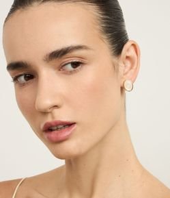 Kit 03 Argolas em Metal com Formas e Texturas Diferentes