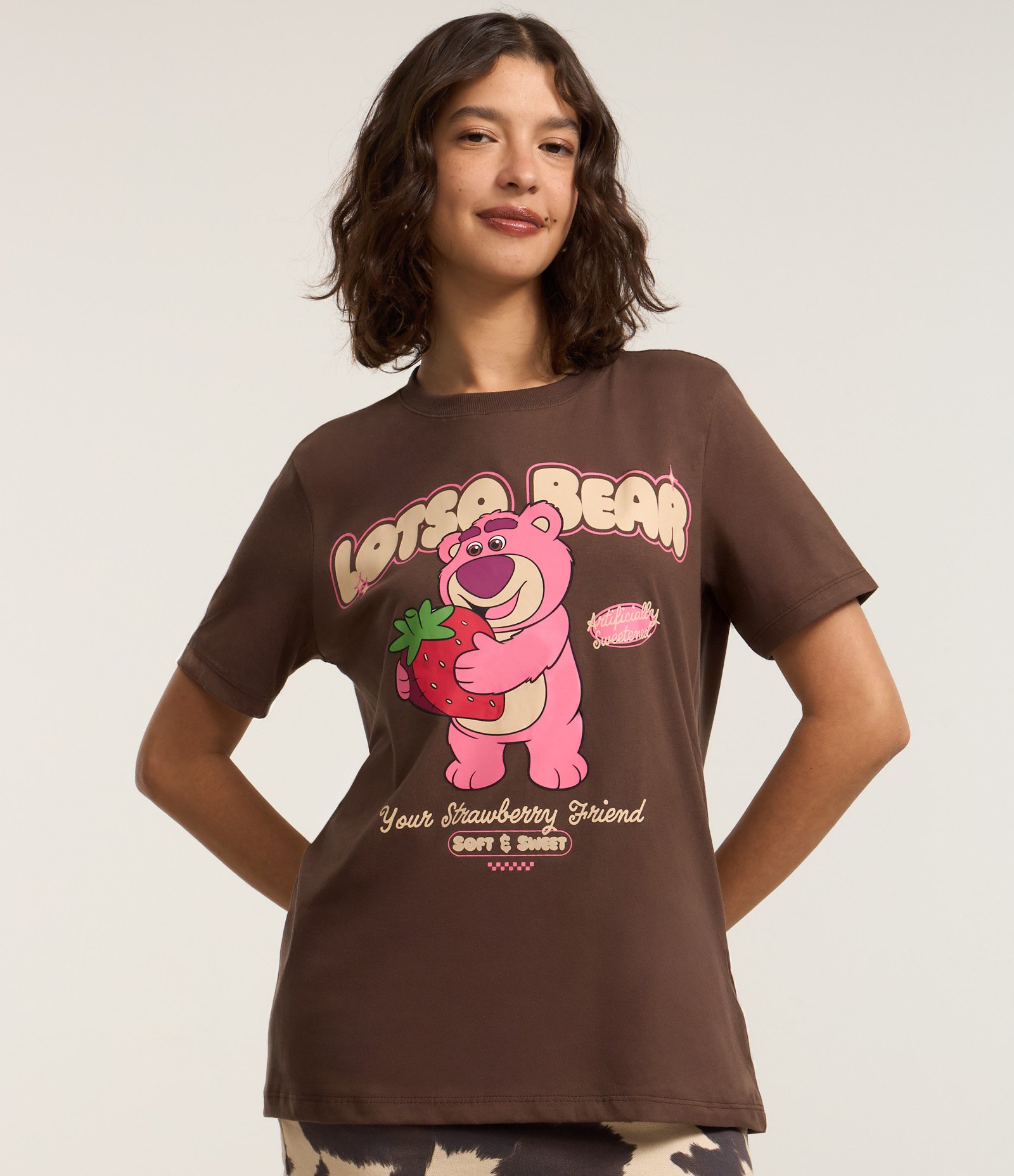 Camiseta Alongada em Algodão com Estampa Lotso Bear Marrom 3