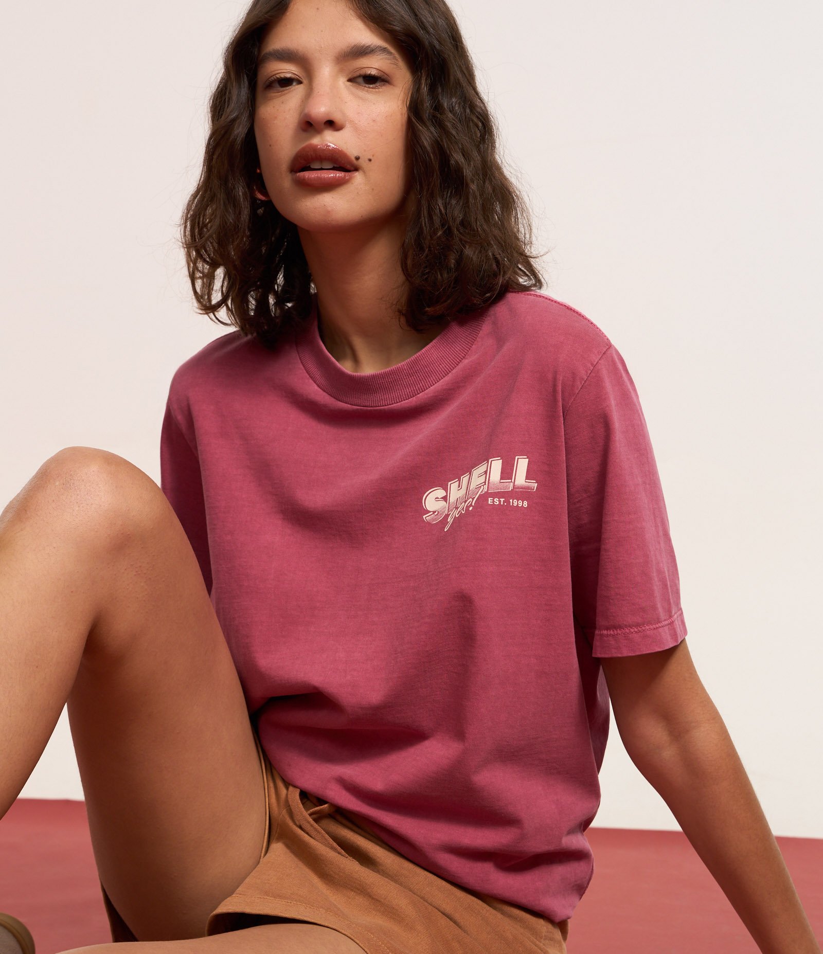 Camiseta Alongada em Algodão com Estampa Frente e Costas Shell Rosa 5