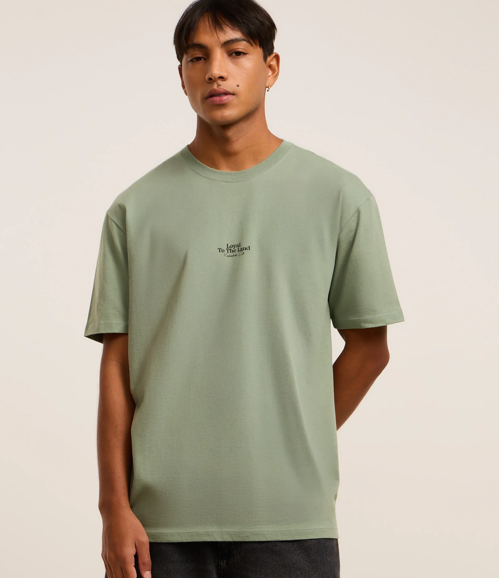 Camiseta Relaxed em Algodão com Estampa de Árvores e Lettering Verde 1