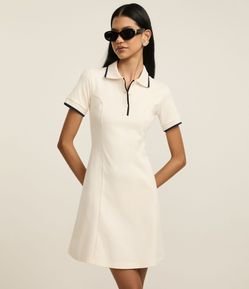 Vestido Sportcore Curto em Algodão com Contrastes