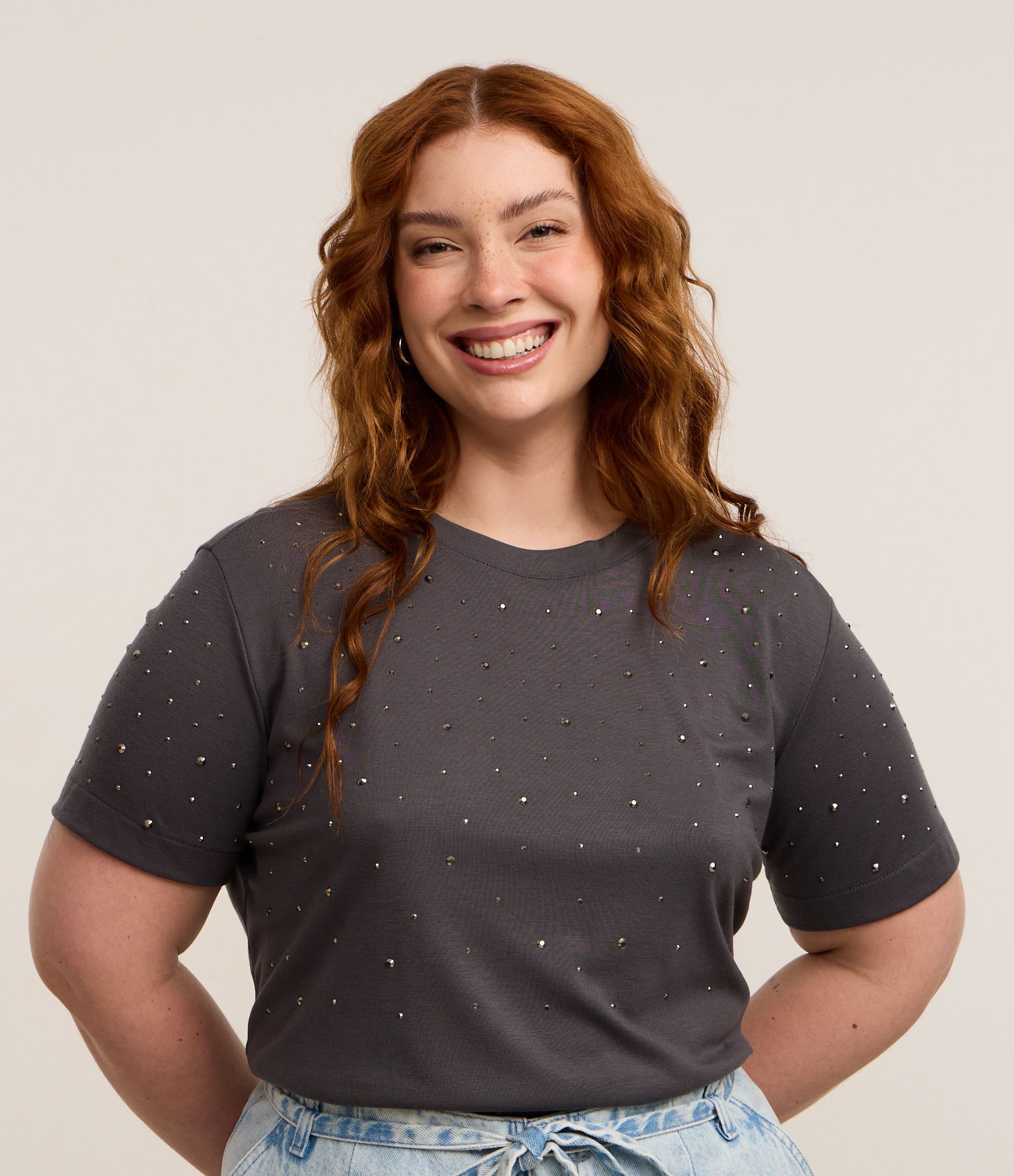Camiseta com Brilhos Salpicados Curve & Plus Size Cinza 1