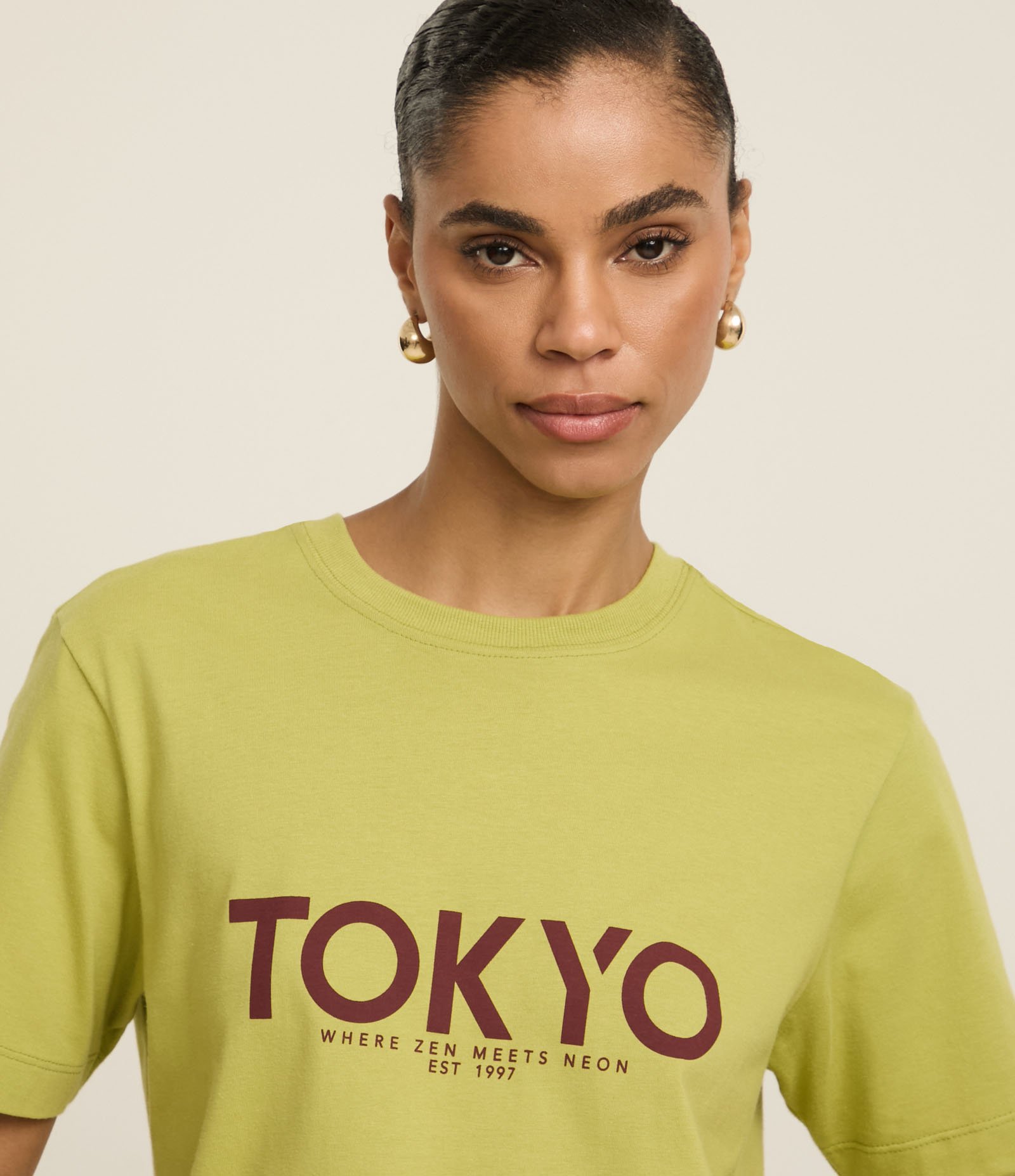 Camiseta em Algodão com Lettering Tokyo Zen Meets Neon Verde Abacate 4