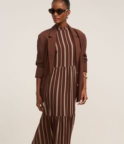 Vestido Evasê Midi em Viscose com Listras Desencontradas