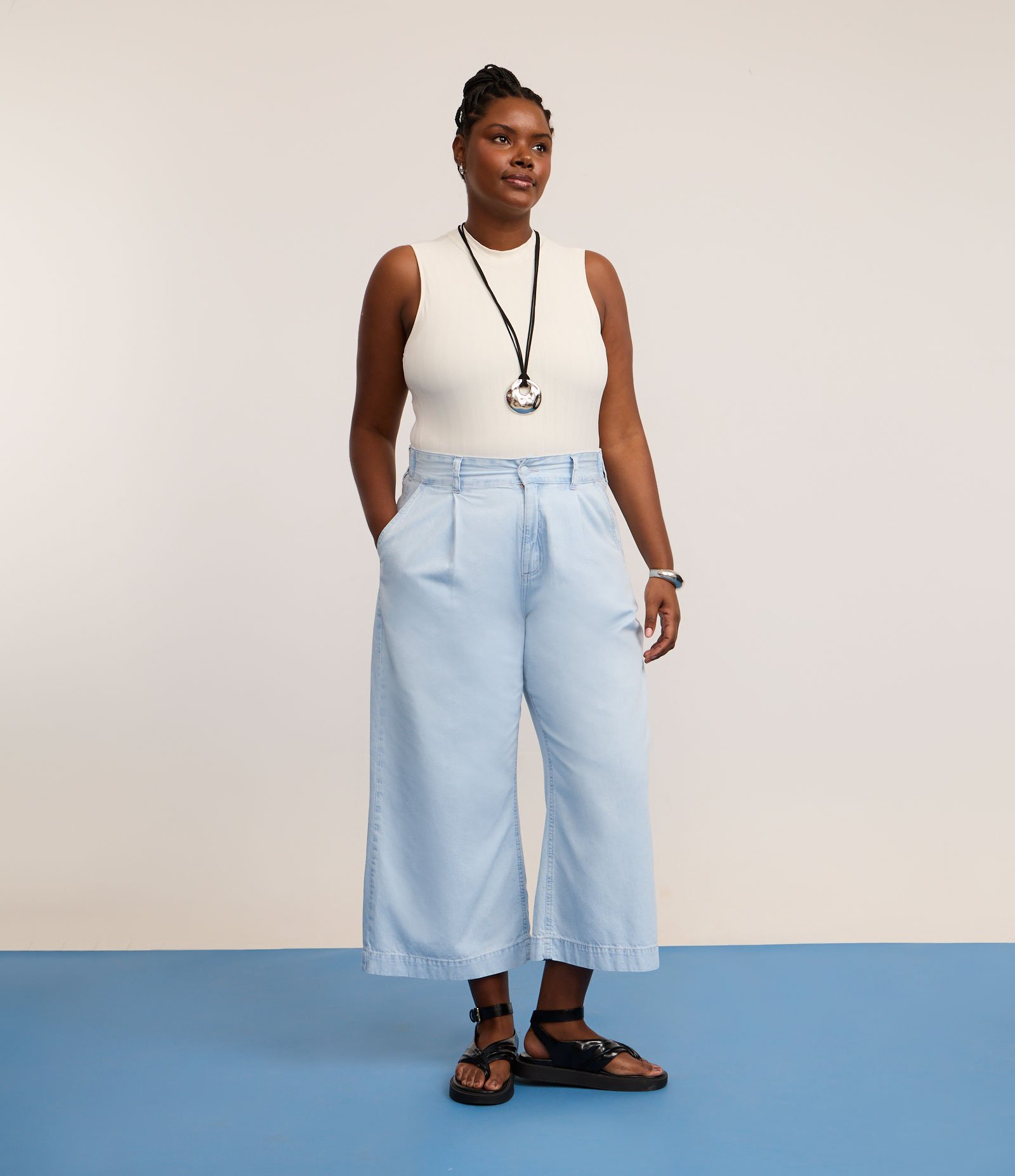 Body sem Bojo em Microfibra Texturizada com Golinha Alta Curve e Plus Size Branco 2