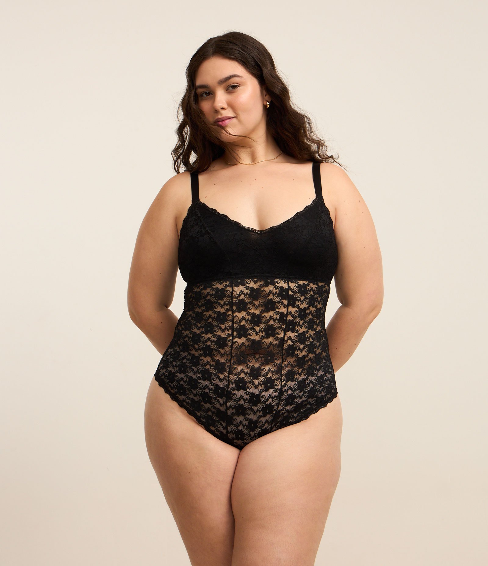 Body em Renda com Busto Triangular Curve & Plus Size Preto 1