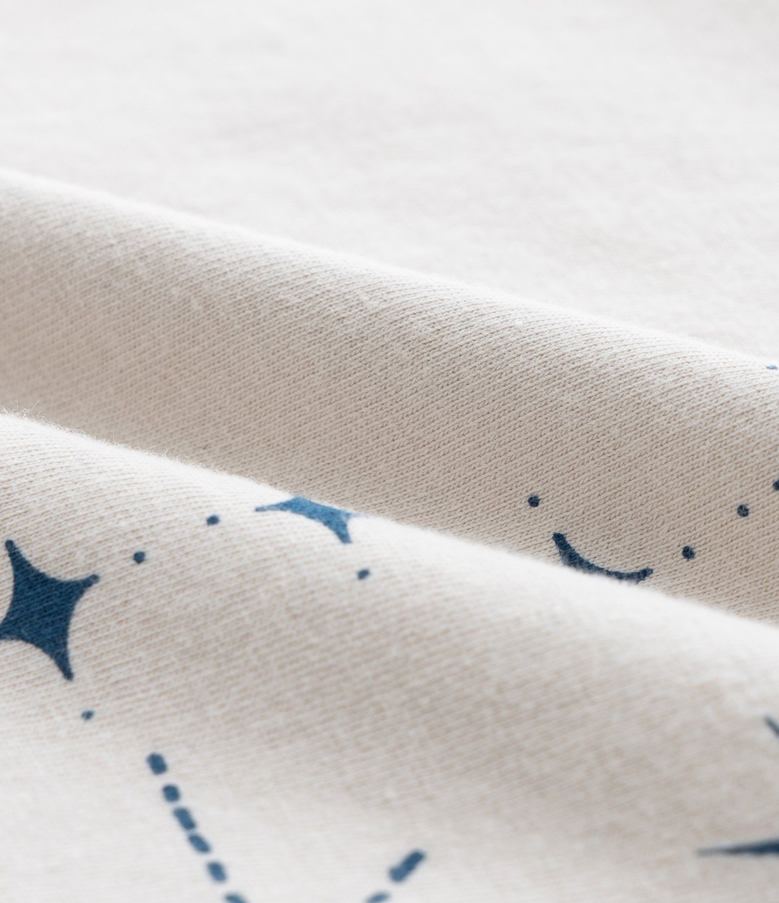 Camiseta Alongada com Borboleta Curve & Plus Size Bege 7