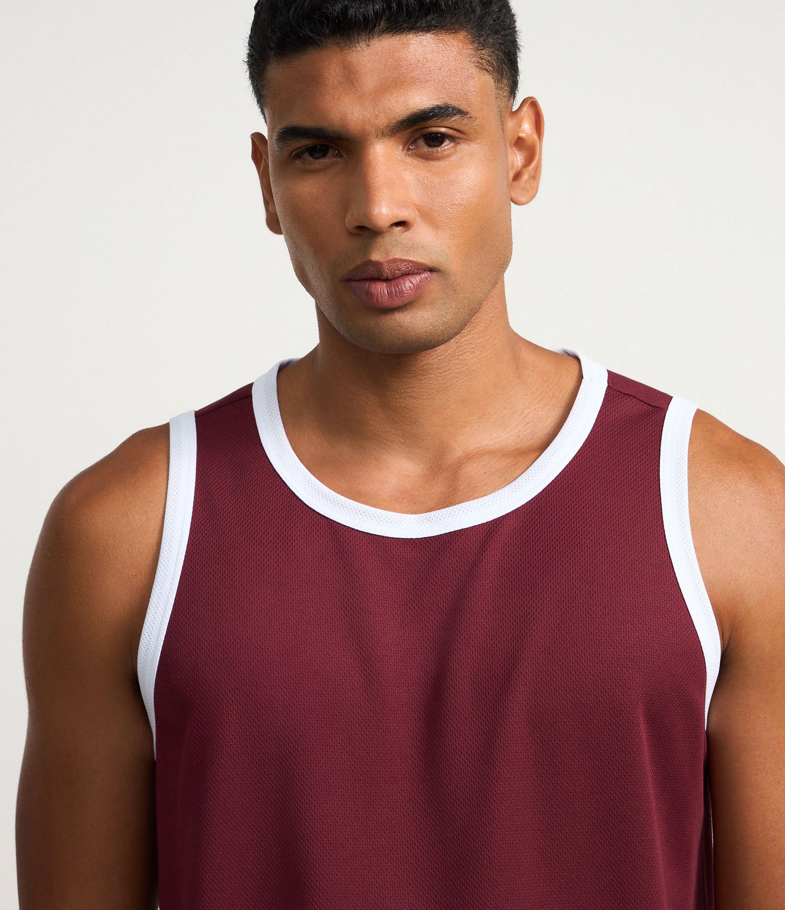 Regata Esportiva Regular com Tecnologia Dry e Viés Contrastante Bordo 3