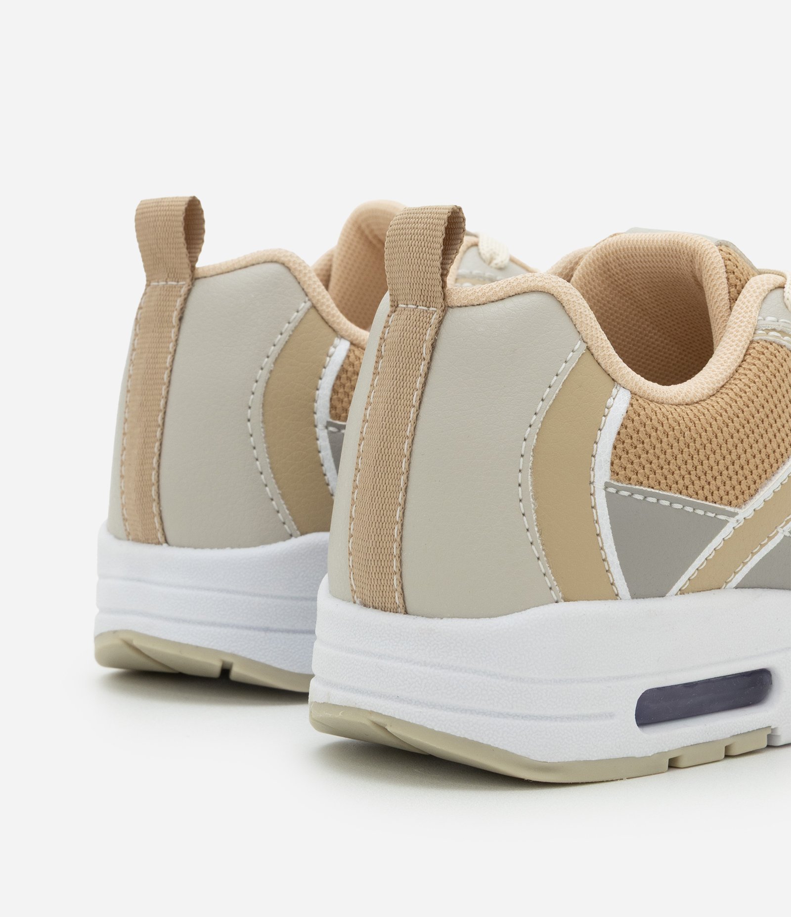 Tênis Esportivo Infantil com Recortes - Tam 28 ao 34 Bege 5