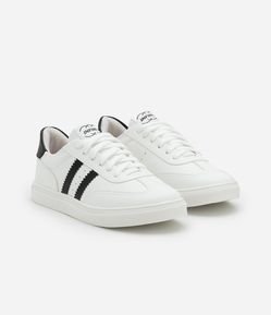 Tenis Infantil em PU com Recortes e Detalhes Contrastantes - Tam 28 a 34