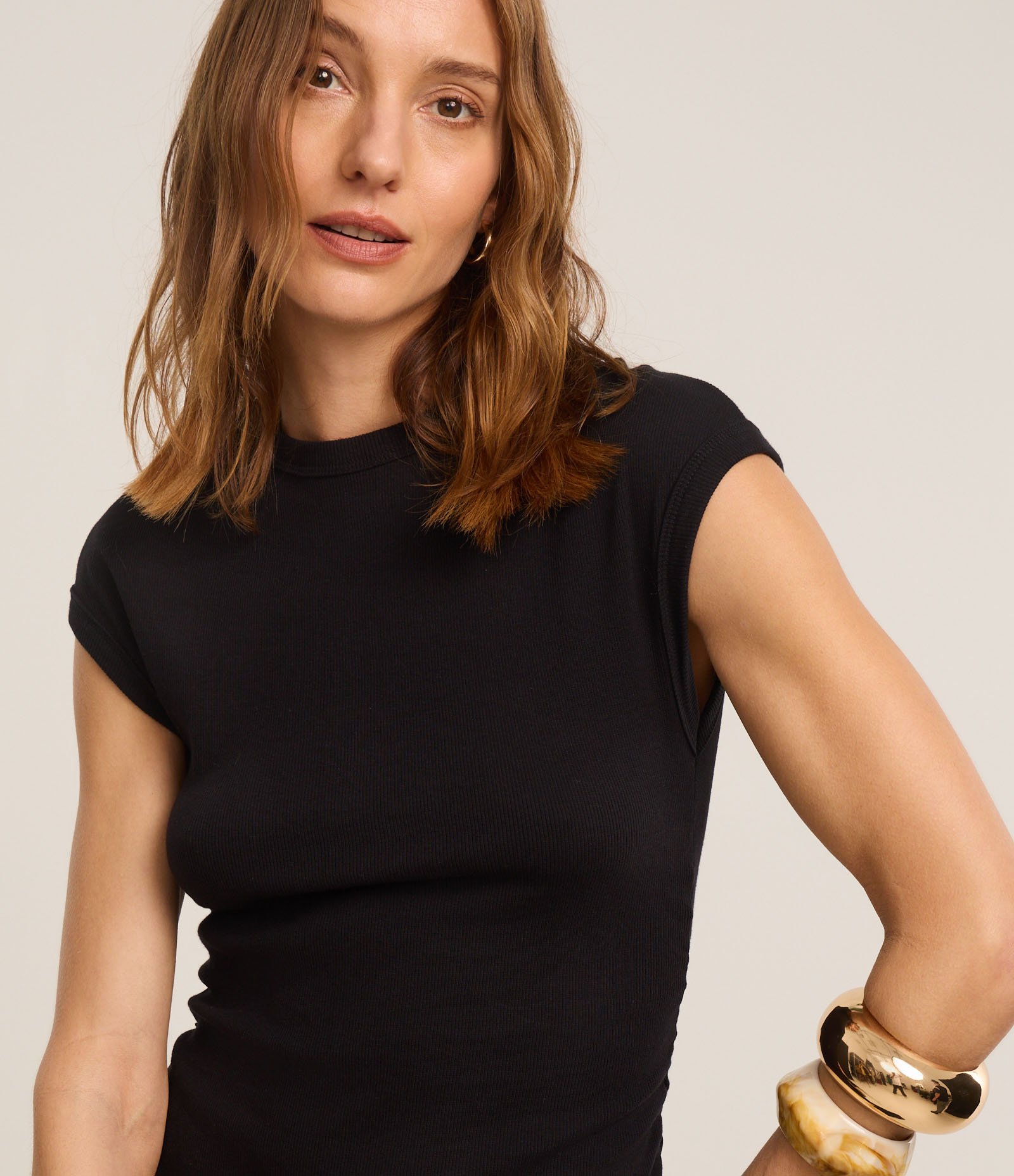 Vestido Longo Canelado em Ribana com Fenda na Barra Preto 3