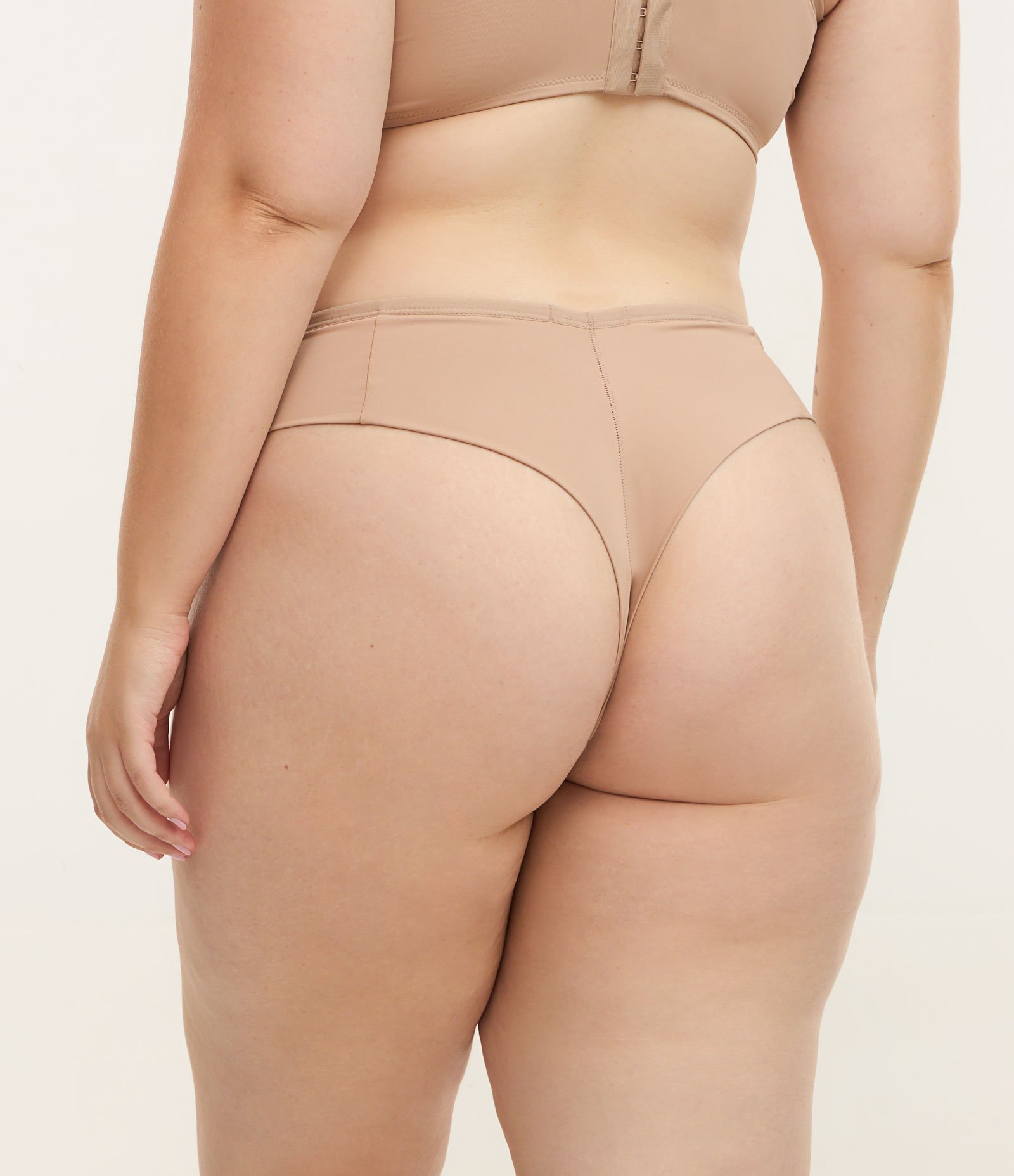 Calcinha Alta Fio Duplo em Poliamida com Renda Curve & Plus Size Bege 5
