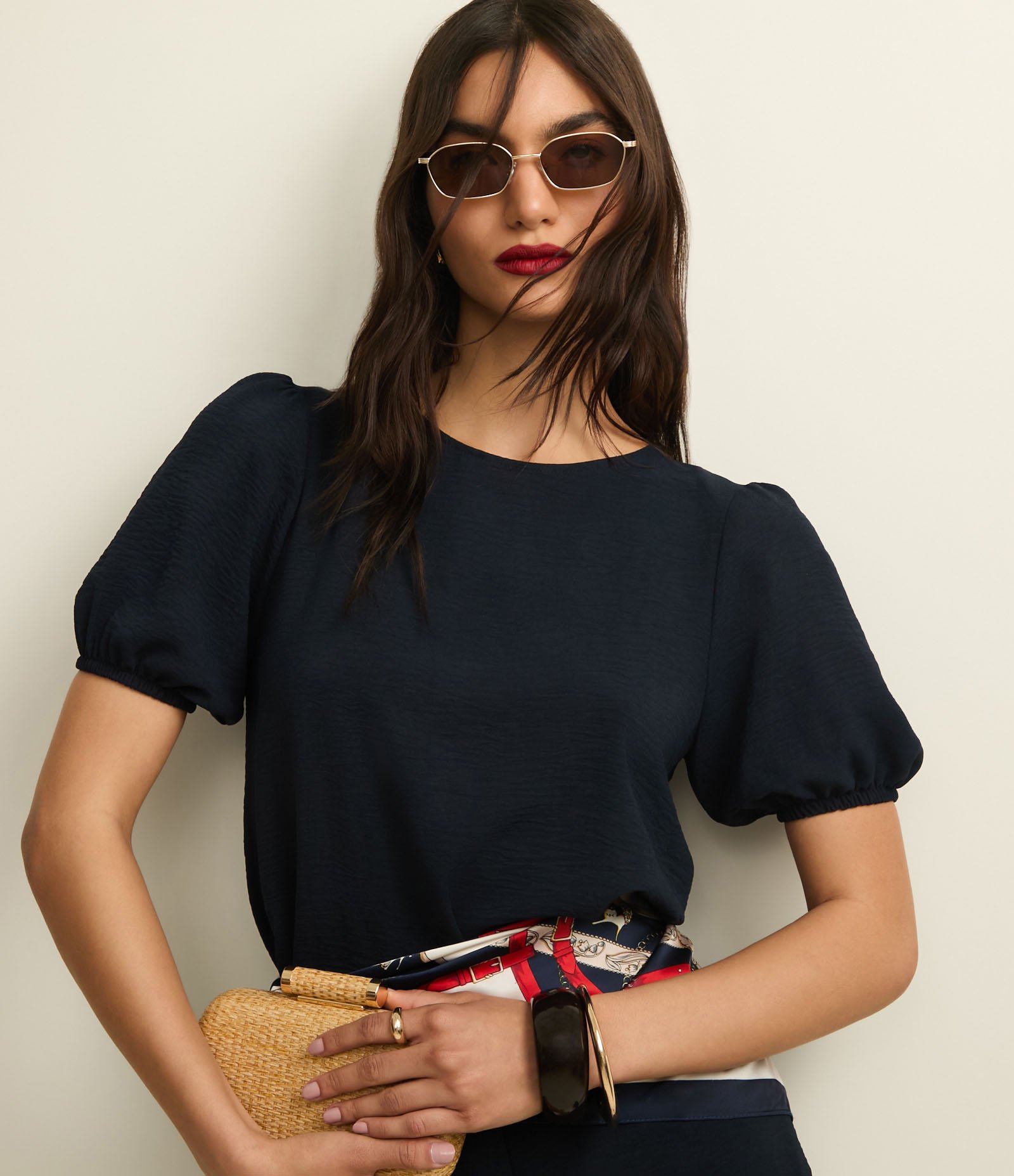 Blusa em Airflow com Manga Bufante Azul Marinho 1