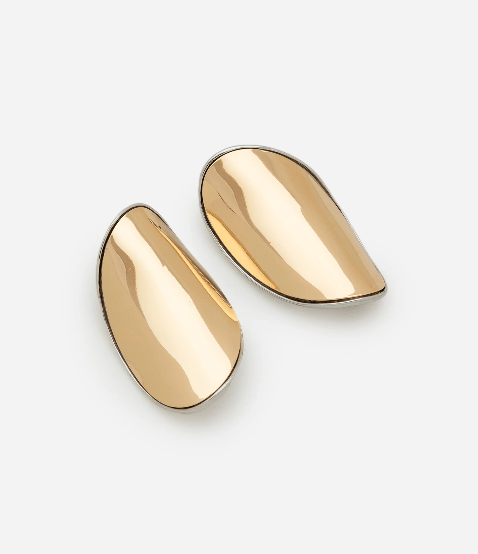 Brinco Médio em Banho Misto com Formato de Onda  Multicores 1