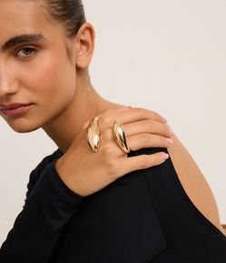 Maxi Anel em Metal de 3 Dedos Formato Gota