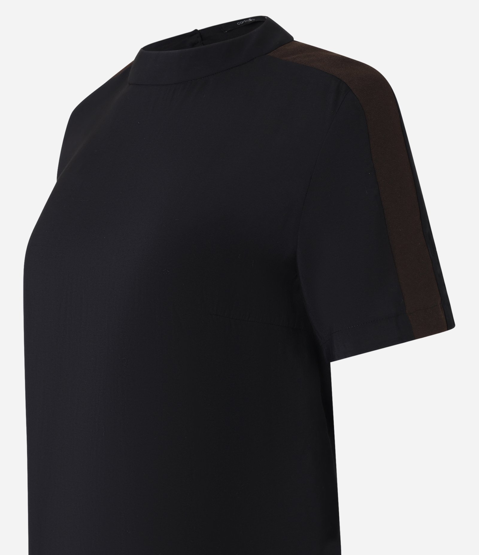 Blusa Regular Básica em Viscose com Gola Redonda Preto 6