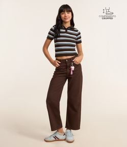 Calça Reta Cropped em Sarja com Cintura Alta