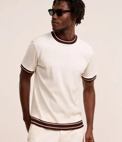 Camiseta em Algodão com Viés em Ribana Contrastante e Textura Vertical