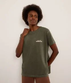 Camiseta Oversized Esportiva em Algodão Estonado com Estampa Manhattan
