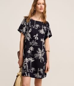 Vestido T-Shirt Reto em Viscose com Estampa Coqueiros