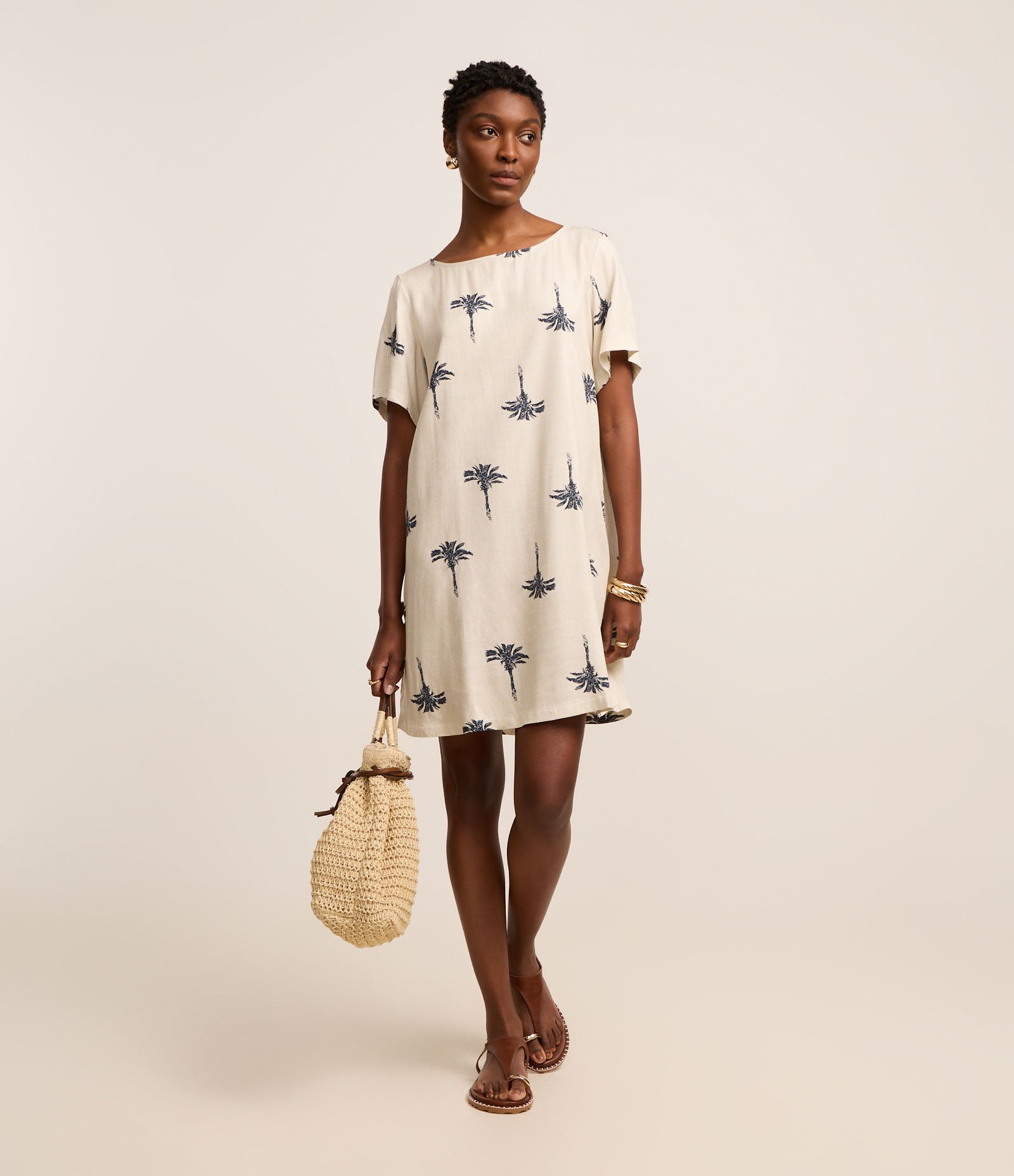 Vestido T-Shirt em Viscose com Efeito Linho e Estampa Coqueiros Off White 2