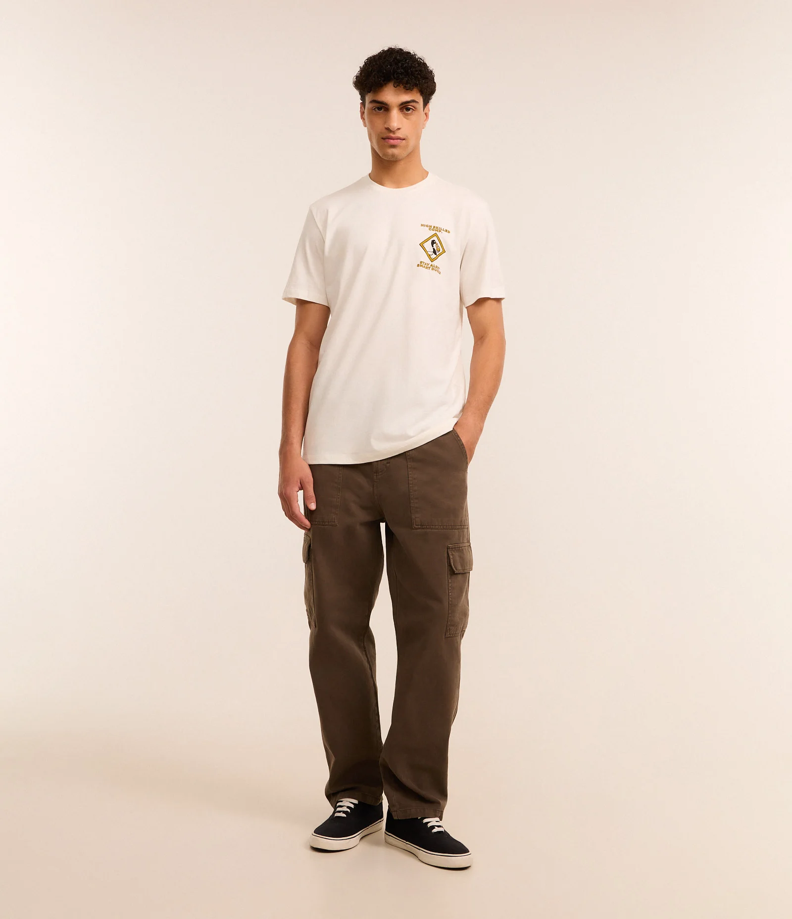 Camiseta Comfort T-Shirt em Algodão com Estampa Pato de Boné Off White 2