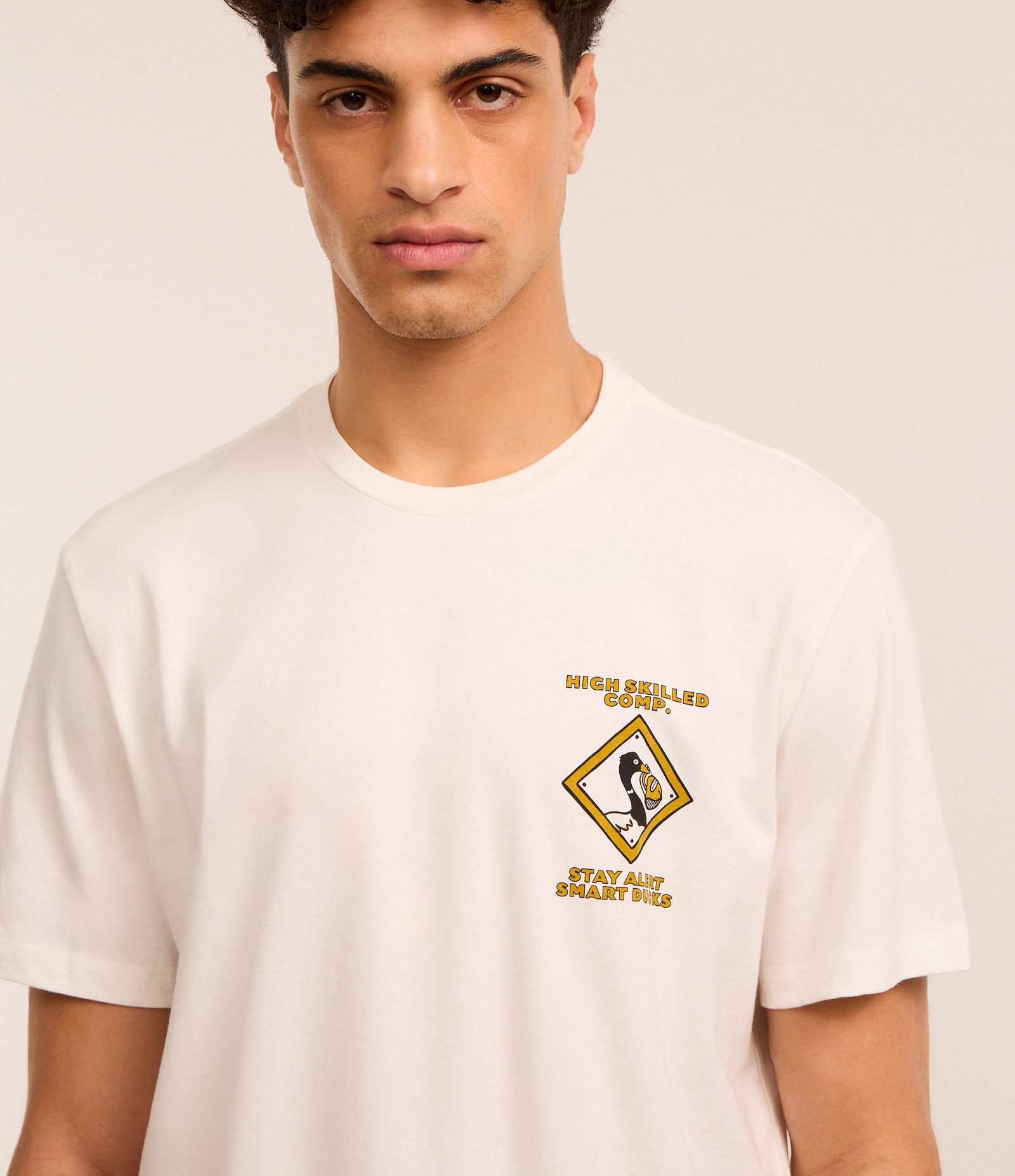 Camiseta Comfort T-Shirt em Algodão com Estampa Pato de Boné Off White 4