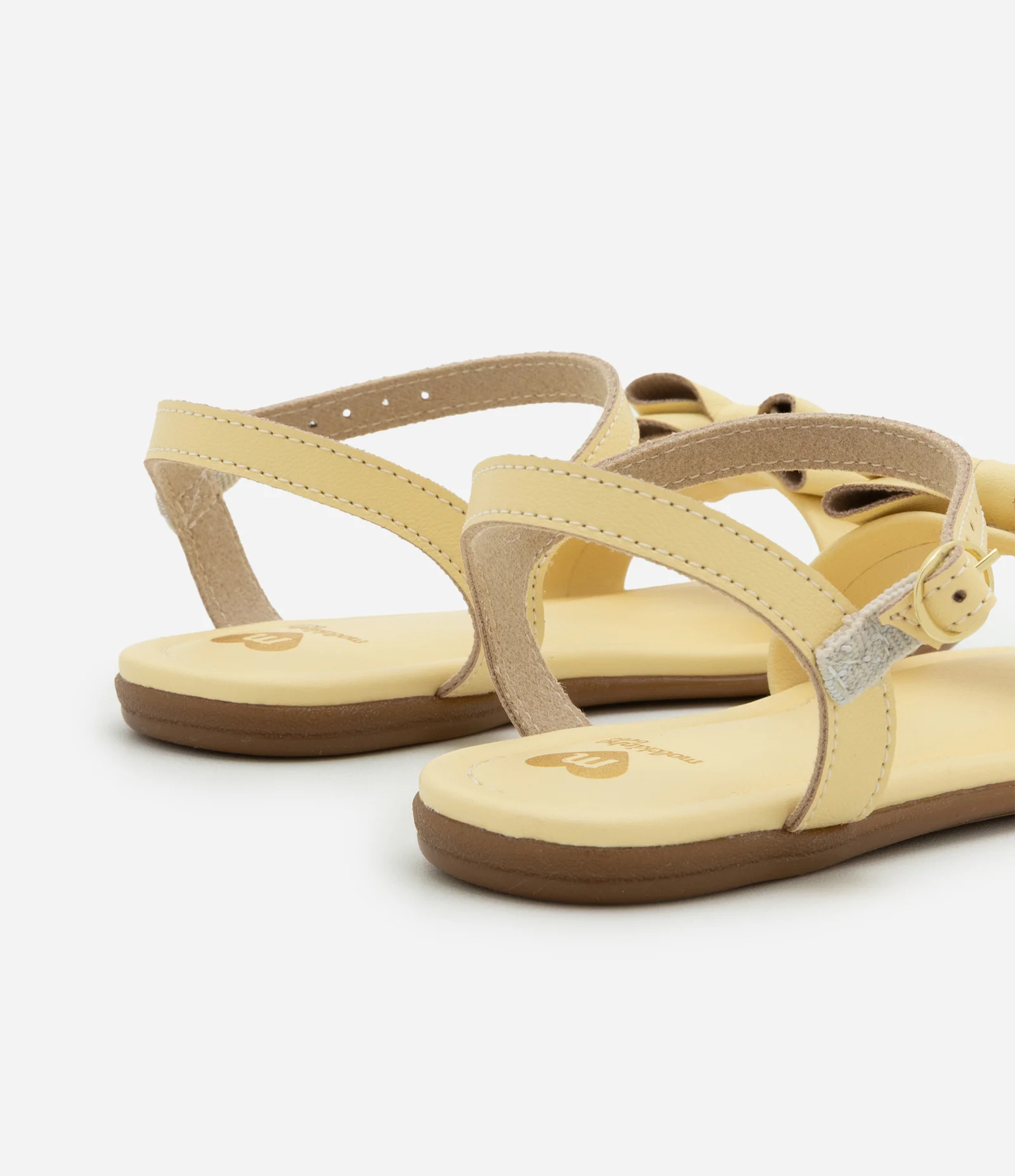 Sandália Infantil com Laço Aplicado - Tam 19 ao 25 Amarelo 2