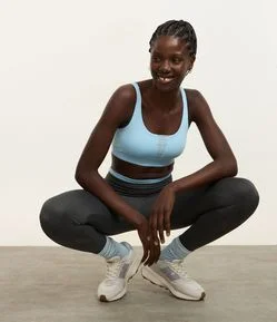 Calça Legging Esportiva em Microfibra Pesada com Viés Contrastante