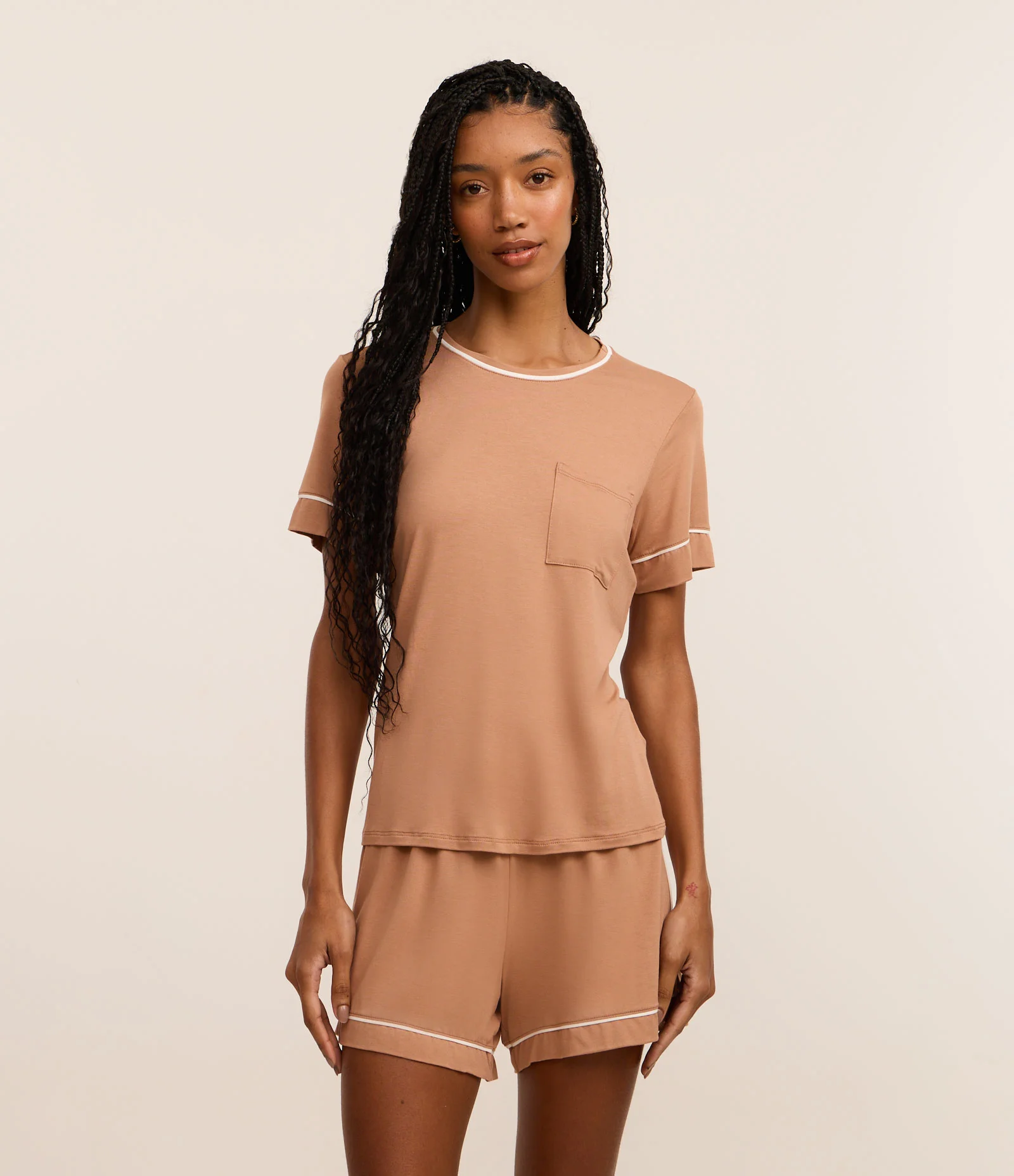 Pijama Short Doll em Viscolycra com Viés Contrastante Marrom 2