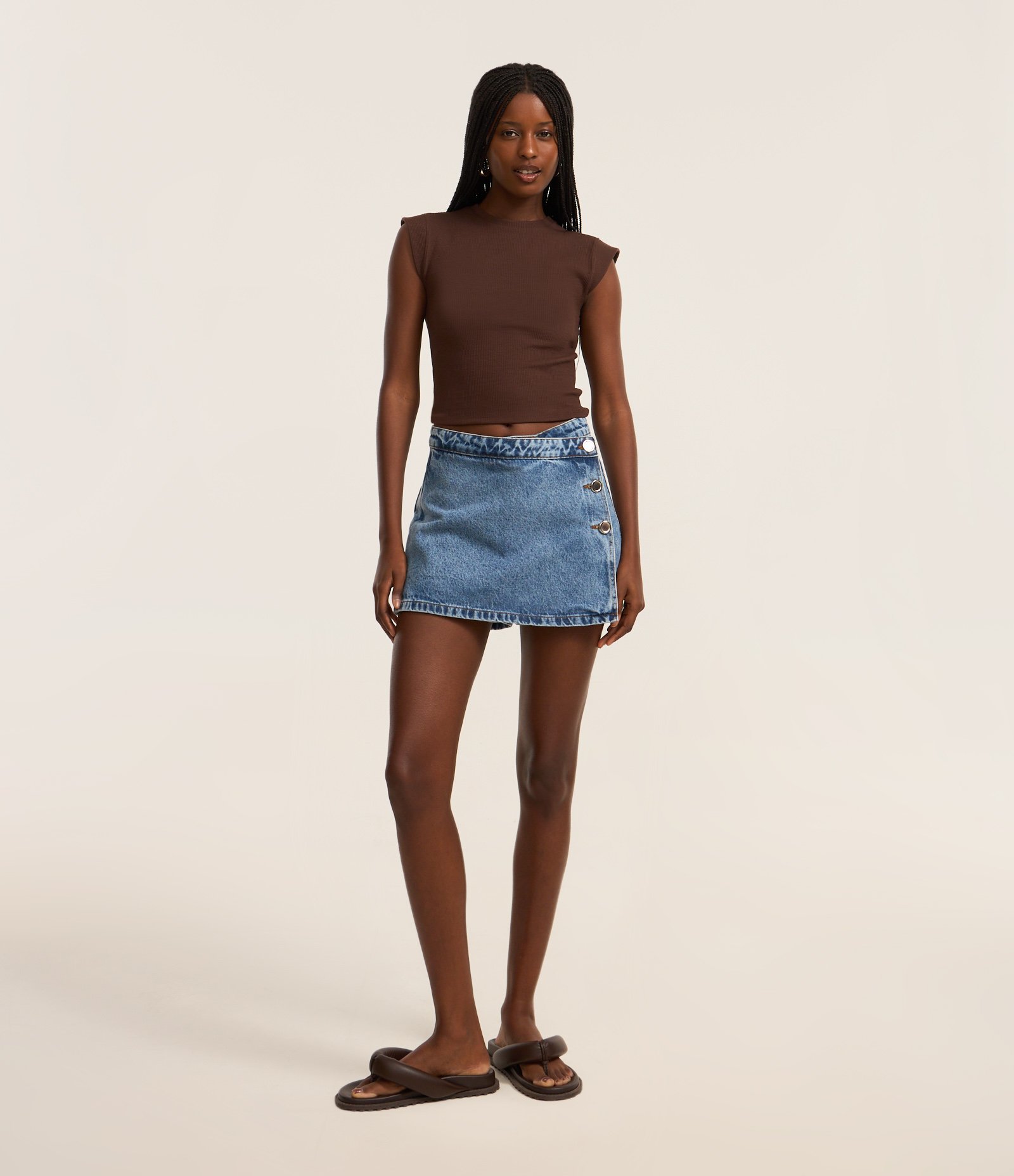 Short Saia Jeans com Botões no Transpasse Azul 1