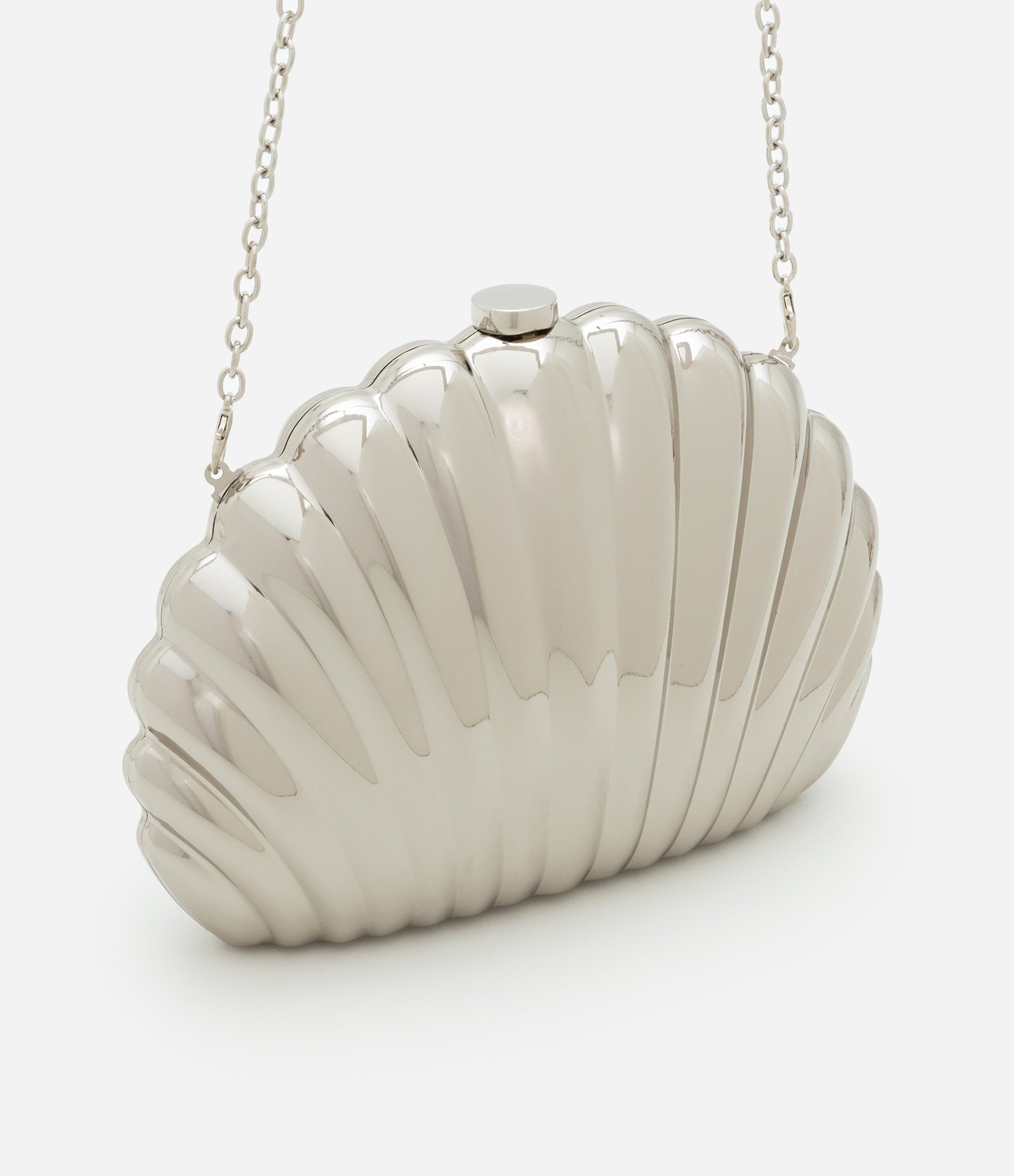 Bolsa Clutch Pequena em Metal com Formato de Concha Prata
